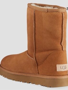 UGG Chestnut Short Suede Shearling Boot